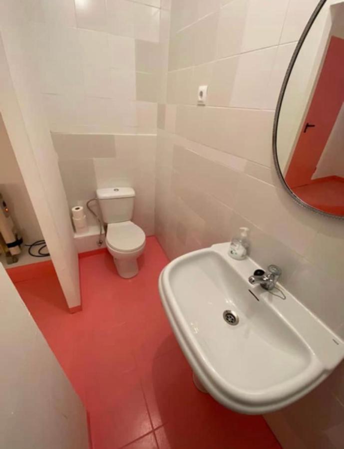 Habitacion Al Lado Gran Via, Malasana Madrid Bagian luar foto